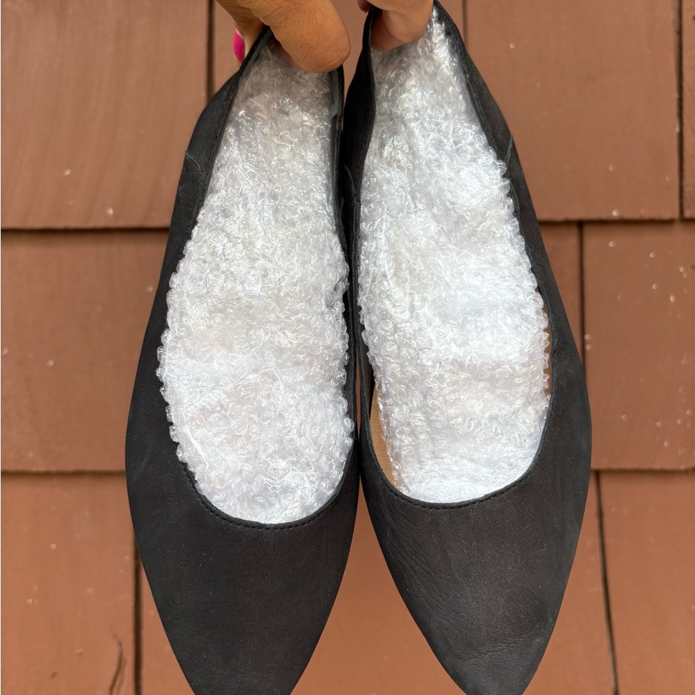Lucky Brand Black Flats Sleek Minimalist Design